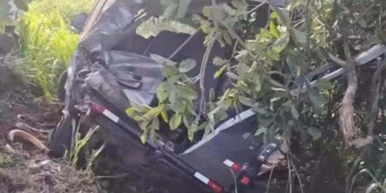 URGENTE: Van com alunos do IFRO se envolve em grave acidente entre Ouro Preto do Oeste e Ji-Paraná