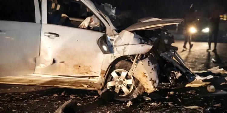 Dois irmãos morrem após colisão frontal entre Onix e Hilux na Linha 200, em Ouro Preto do Oeste. Acidente ocorreu na noite de sábado.
