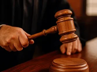 Após quase 3 anos presos, acusados de matarem mecânico são absolvidos em julgamento