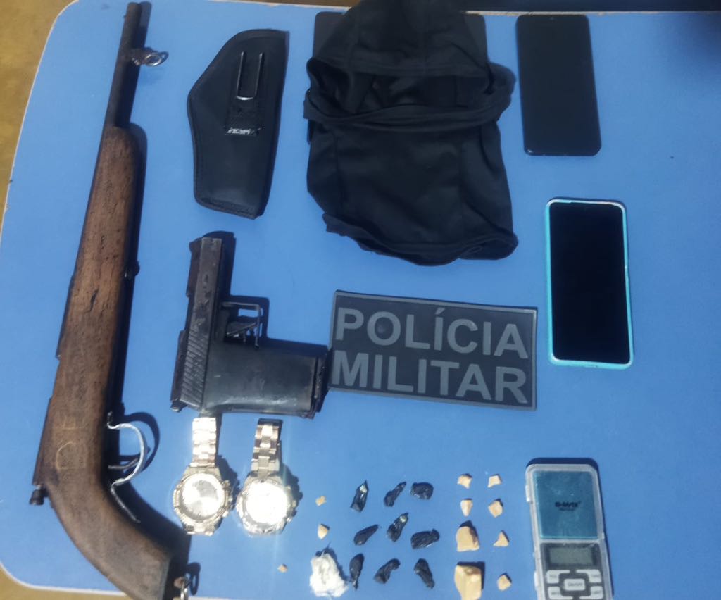 Armas e drogas apreendidas em Urupá