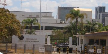 Entrada da Embaixada dos Estados Unidos em Brasília — foto ilustrativa.