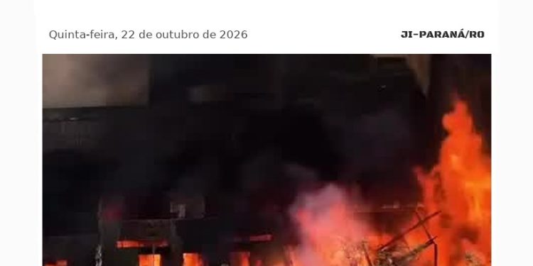 JI-PARANÁ/RO — INCÊNDIO DESTRÓI RESIDÊNCIA (VÍDEO)
